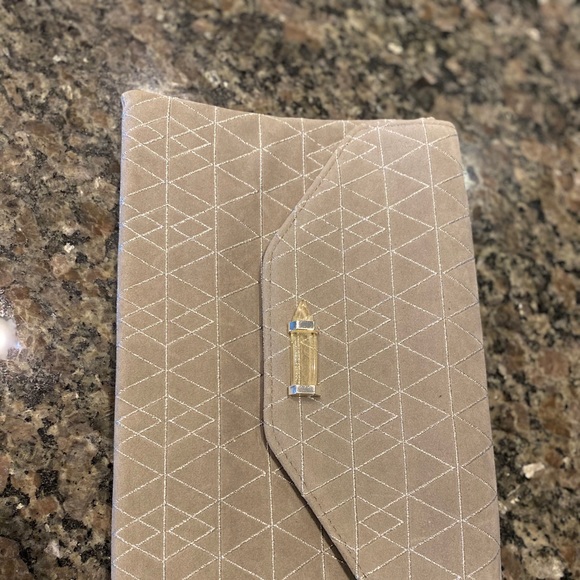 Stella & dot purses - Picture 8 of 14